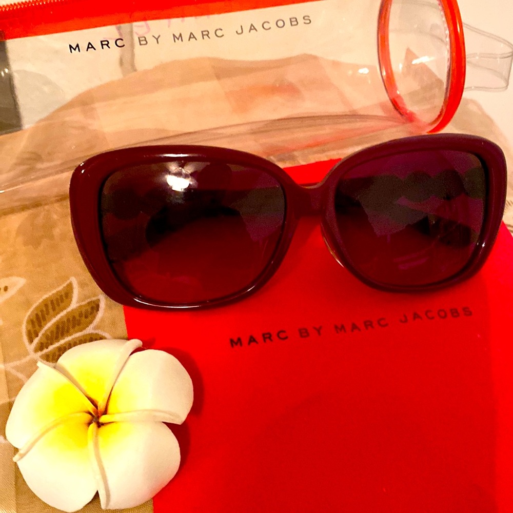 Red Marc Jacobs sunglasses